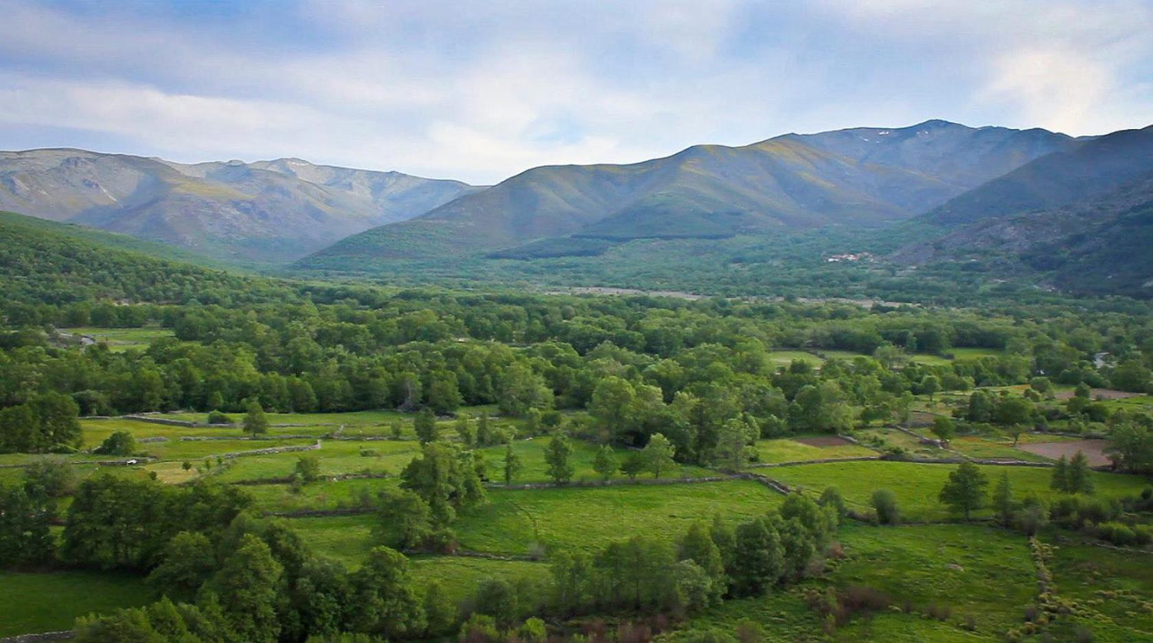 Гостевой дом Remanso De Gredos Навалонгилья Экстерьер фото